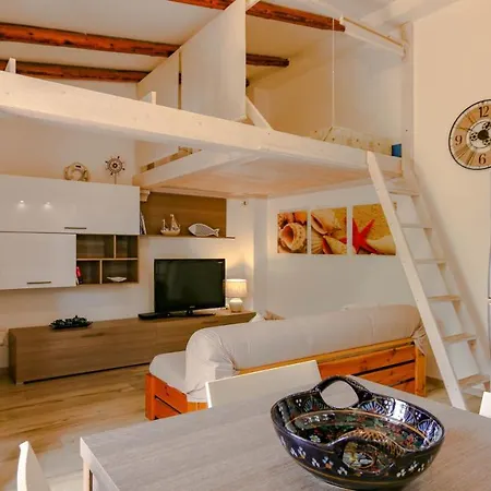 Nido Dei Gabbiani דירה קאלה גונונה